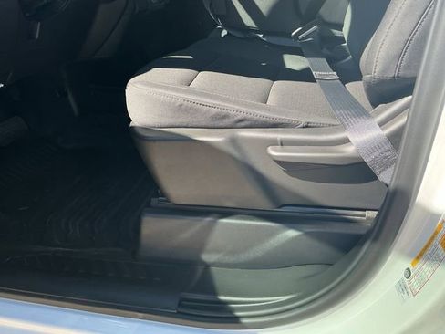 Used 2026 Chevrolet Silverado 1500 W/T image 22