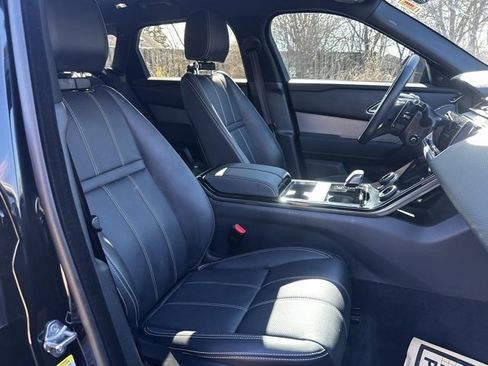 Used 2023 Land Rover Range Rover Velar R-Dynamic S image 17