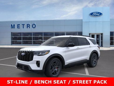 New 2025 Ford Explorer ST-Line w/ ST-Line Street Pack image 2