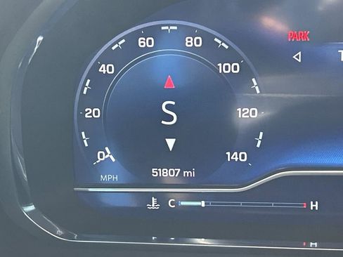 Used 2022 Chevrolet Tahoe High Country image 12