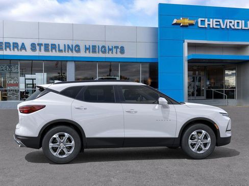 New 2025 Chevrolet Blazer LT w/ Convenience Package image 5