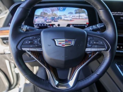 Certified 2024 Cadillac Escalade Luxury image 12