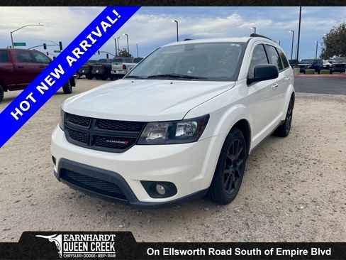 Used 2019 Dodge Journey SE w/ Premium Group FWD image 1