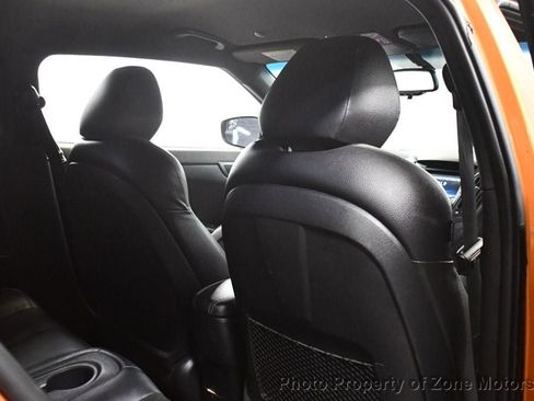 Used 2016 Hyundai Veloster Turbo image 16
