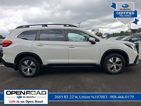 Used 2024 Subaru Ascent Premium w/ Convenience Package AWD/4WD image 2