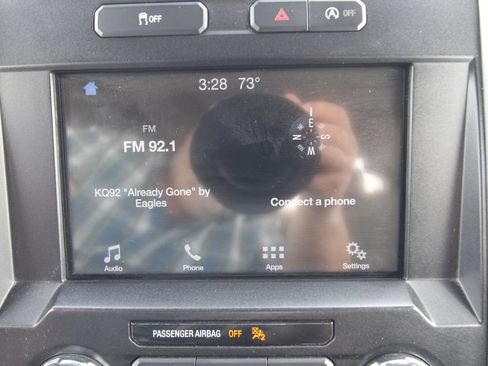 Used 2018 Ford F150 XLT w/ Equipment Group 302A Luxury AWD/4WD image 38