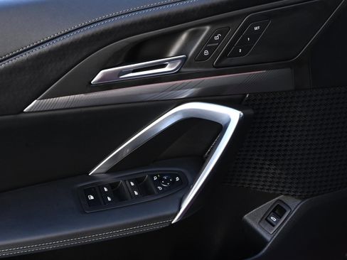 Certified 2025 BMW X2 xDrive28i image 28