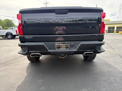 Used 2019 Chevrolet Silverado 1500 High Country w/ Technology Package AWD/4WD image 28