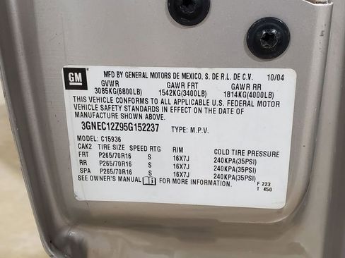 Used 2005 Chevrolet Avalanche LS w/ Onstar Plus Package image 36