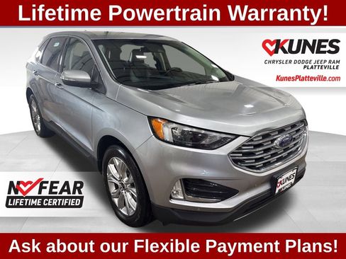 Used 2024 Ford Edge Titanium image 3