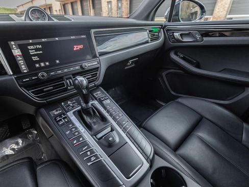 Used 2019 Porsche Macan S image 22