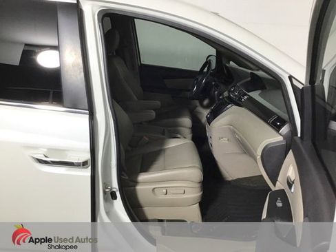 Used 2017 Honda Odyssey EX-L image 33