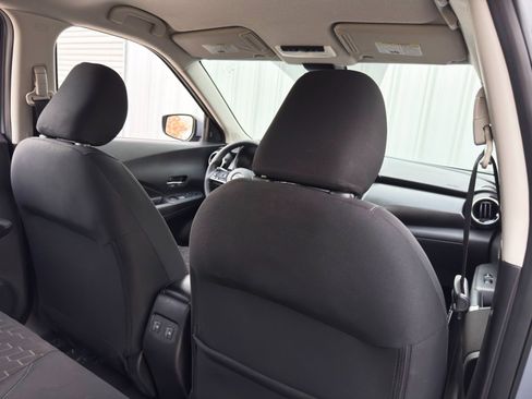 Used 2022 Nissan Kicks SV image 28