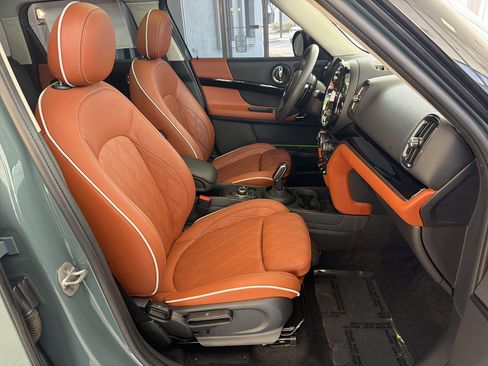 Used 2024 MINI Cooper Countryman S w/ Signature Upholstery Package FWD image 31