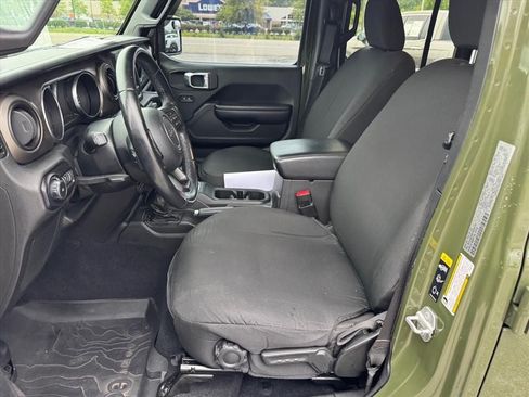 Used 2020 Jeep Wrangler Unlimited Sport S AWD/4WD image 9