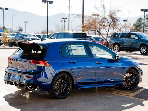 New 2026 Volkswagen Golf image 2