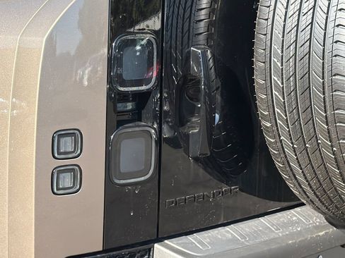 New 2026 Land Rover Defender 110 OCTA AWD/4WD image 14