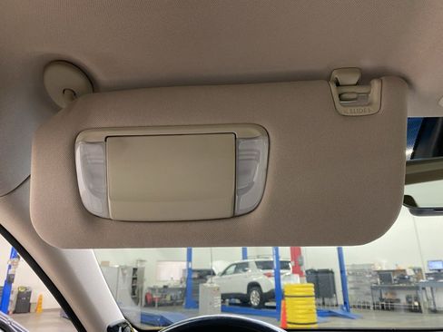 Used 2019 Toyota Avalon Limited w/ Advanced Safety Package image 34