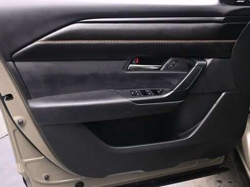 Used 2024 MAZDA CX-50 2.5 Turbo w/ Weather Package image 10