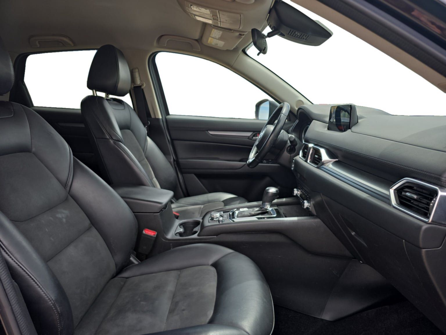 Used 2019 MAZDA CX-5 Touring FWD image 17