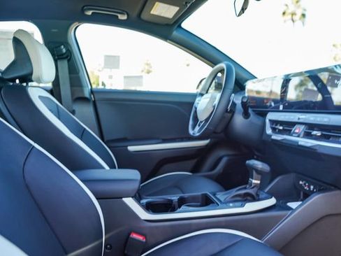 New 2026 Kia K4 GT-Line w/ GT-Line Sunroof Package image 18