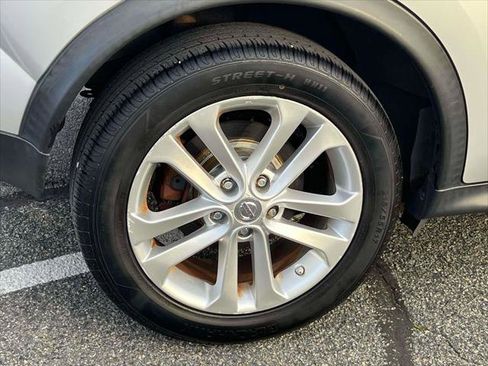 Used 2013 Nissan Juke SV image 8