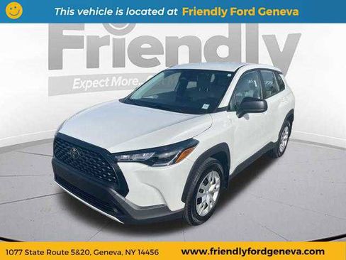 Used 2024 Toyota Corolla Cross L image 1