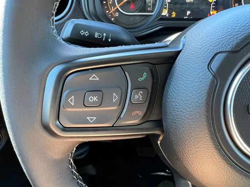 New 2026 Jeep Gladiator Mojave w/ Technology Group AWD/4WD image 20