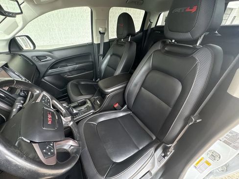 Certified 2022 GMC Canyon AT4 w/ Trailering Package AWD/4WD image 19