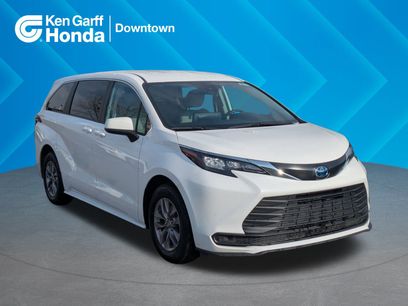 Used 2024 Toyota Sienna LE