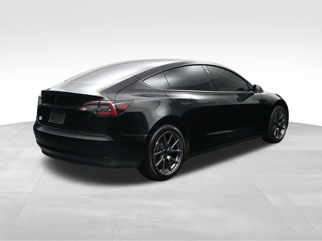 Used 2020 Tesla Model 3 Standard Range RWD image 5