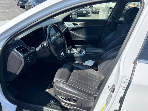 Used 2018 Genesis G80 3.8 w/ Option Group 03 RWD image 7