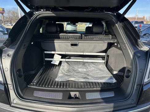 Certified 2022 Cadillac XT5 Sportv w/ Technology Package AWD/4WD image 23