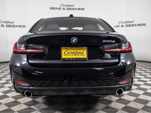 Used 2023 BMW 330e w/ Driving Assistance Package image 9