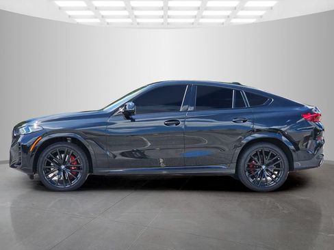 Certified 2026 BMW X6 xDrive40i w/ Executive Package AWD/4WD image 3