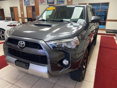 Used 2019 Toyota 4Runner TRD Off-Road image 1