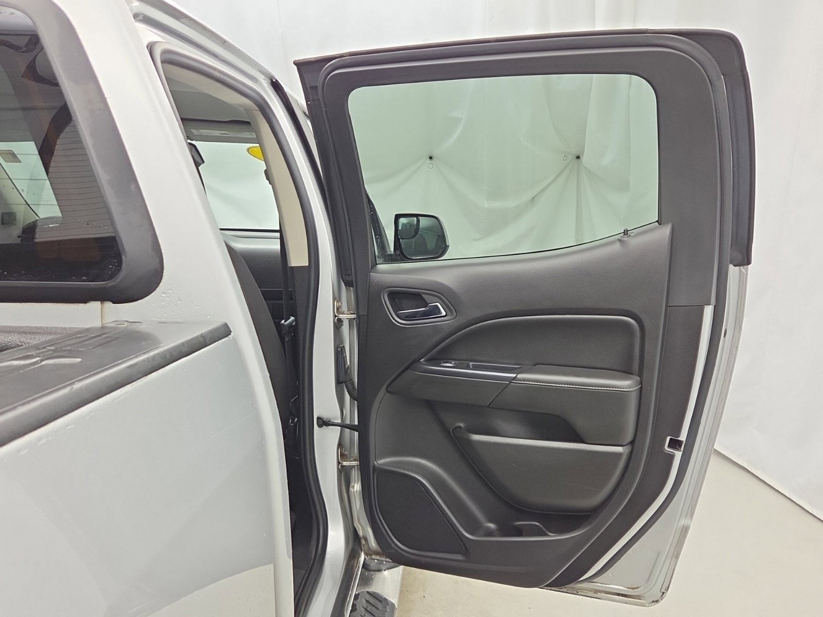 Used 2018 GMC Canyon SLE w/ SLE Convenience Package AWD/4WD image 32