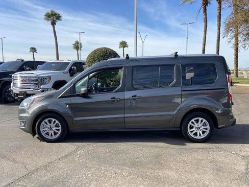 Used 2022 Ford Transit Connect XLT image 4
