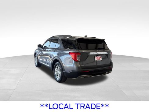 Certified 2022 Ford Explorer XLT w/ Equipment Group 202A RWD image 4