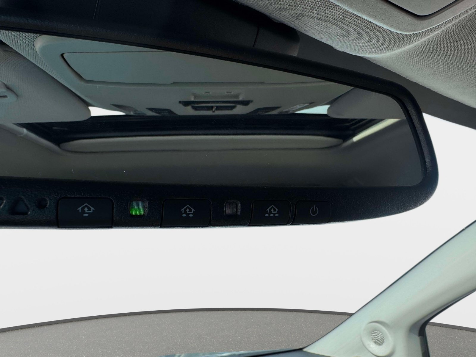 Certified 2024 Toyota Sienna XLE w/ XLE Plus Package AWD/4WD image 34