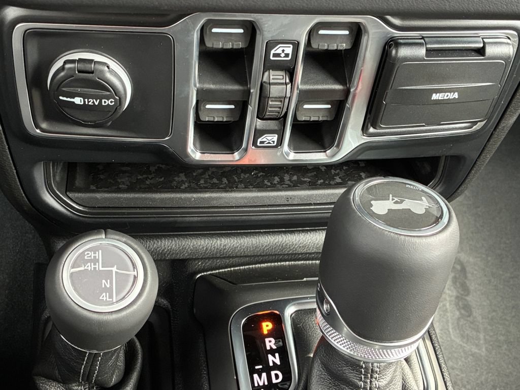 New 2026 Jeep Wrangler Unlimited Sahara AWD/4WD image 10