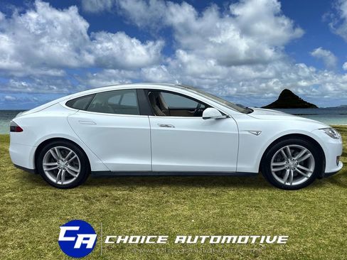Used 2013 Tesla Model S 85 image 8