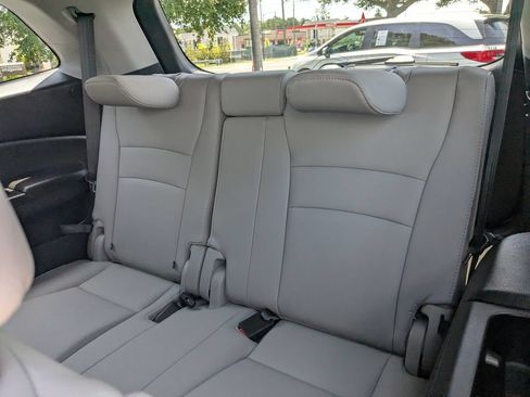 Used 2021 Honda Pilot Special Edition image 13