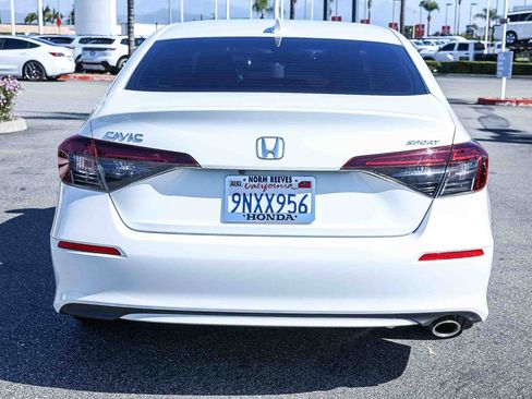 Used 2025 Honda Civic Sport image 6