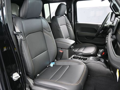 New 2026 Jeep Wrangler Sahara image 42