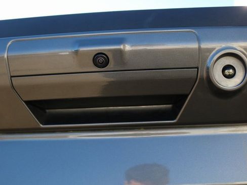 Used 2023 Ford F150 Lariat image 27