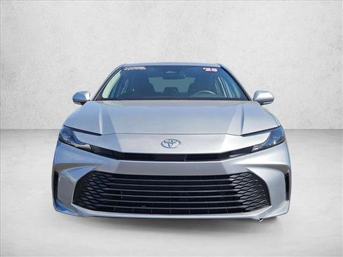 Used 2025 Toyota Camry LE FWD image 2