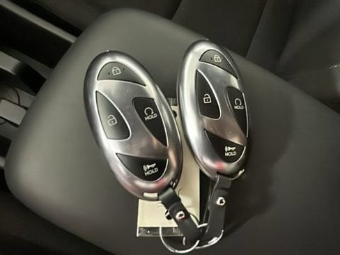 Certified 2025 Hyundai Kona SEL FWD image 20