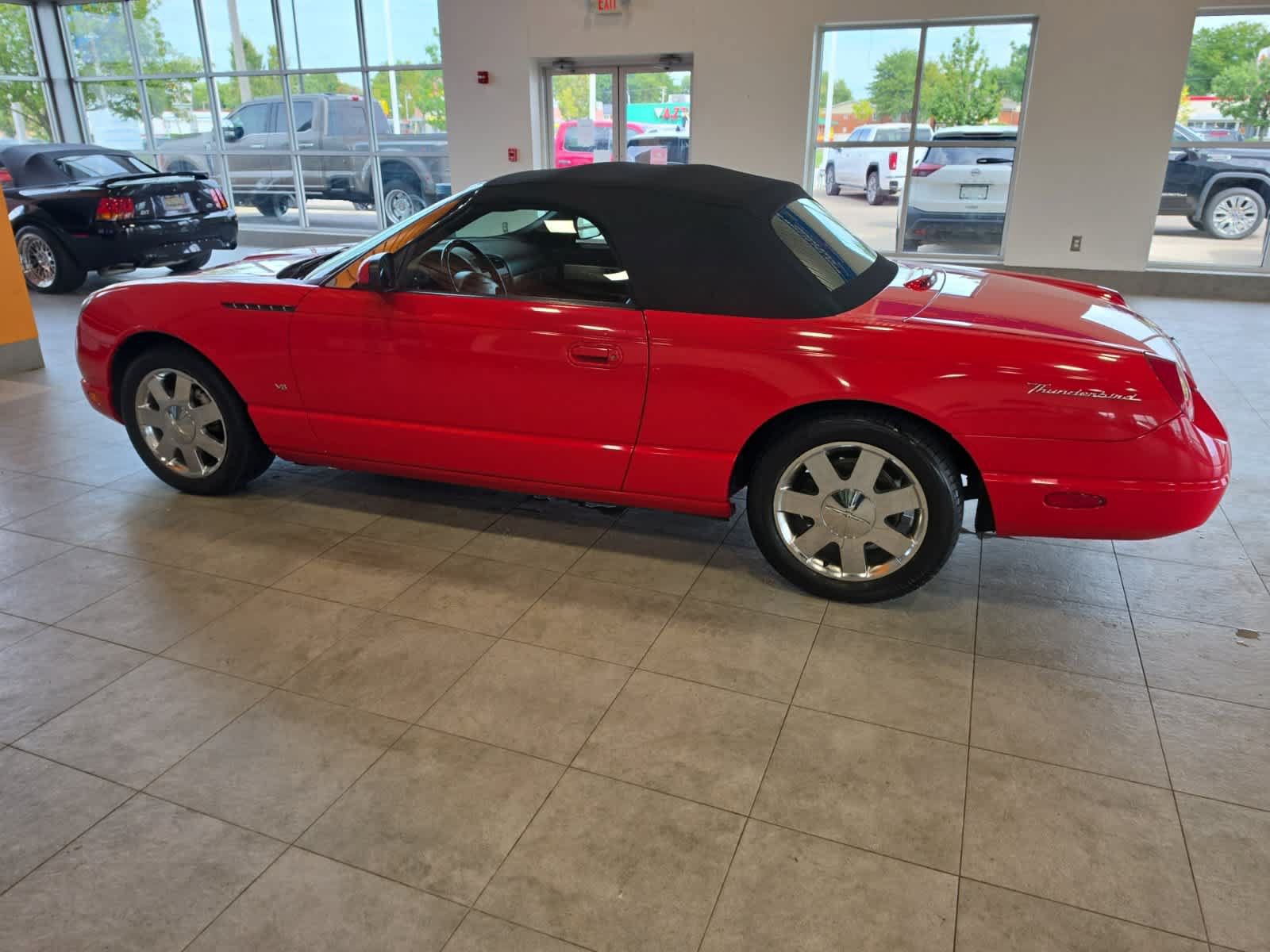 Used 2003 Ford Thunderbird RWD image 13