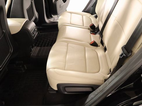 Certified 2025 Lincoln Corsair Reserve image 13